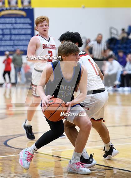 Thumbnail 1 in Lipan vs. Hamilton (2A Region II Bi-District Playoff) photogallery.