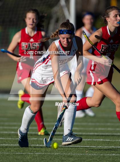 Thumbnail 3 in Kent Denver vs Denver East Round 2 photogallery.