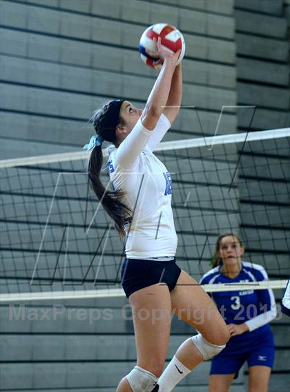 Thumbnail 1 in Xavier College Prep vs. St. Lucy's (Durango Fall Classic) photogallery.