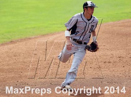 Thumbnail 1 in Douglass vs. Dawson (UIL 1A Semifinal) photogallery.