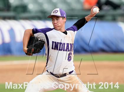 Thumbnail 2 in Douglass vs. Dawson (UIL 1A Semifinal) photogallery.