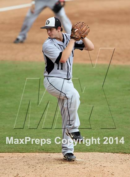 Thumbnail 2 in Douglass vs. Dawson (UIL 1A Semifinal) photogallery.