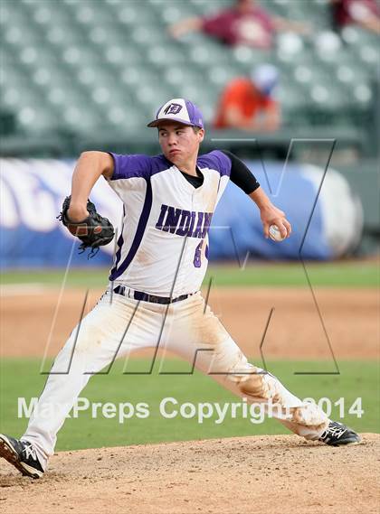 Thumbnail 2 in Douglass vs. Dawson (UIL 1A Semifinal) photogallery.