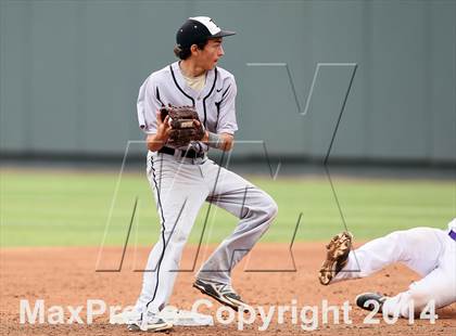 Thumbnail 3 in Douglass vs. Dawson (UIL 1A Semifinal) photogallery.