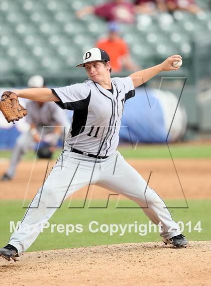 Thumbnail 1 in Douglass vs. Dawson (UIL 1A Semifinal) photogallery.