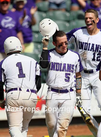 Thumbnail 2 in Douglass vs. Dawson (UIL 1A Semifinal) photogallery.