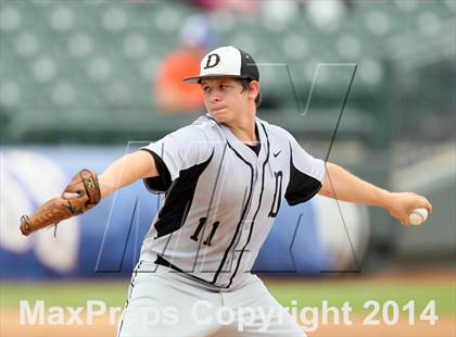 Thumbnail 3 in Douglass vs. Dawson (UIL 1A Semifinal) photogallery.