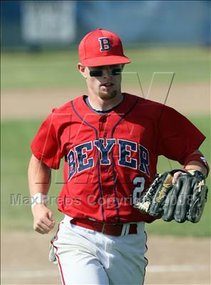 Thumbnail 3 in Davis @ Beyer photogallery.