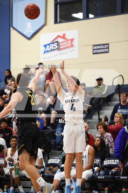 Thumbnail 2 in Berkeley Prep vs Montverde Academy photogallery.