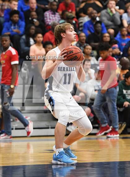 Thumbnail 2 in Berkeley Prep vs Montverde Academy photogallery.