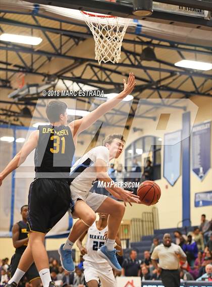 Thumbnail 2 in Berkeley Prep vs Montverde Academy photogallery.