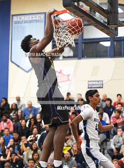 Thumbnail 1 in Berkeley Prep vs Montverde Academy photogallery.