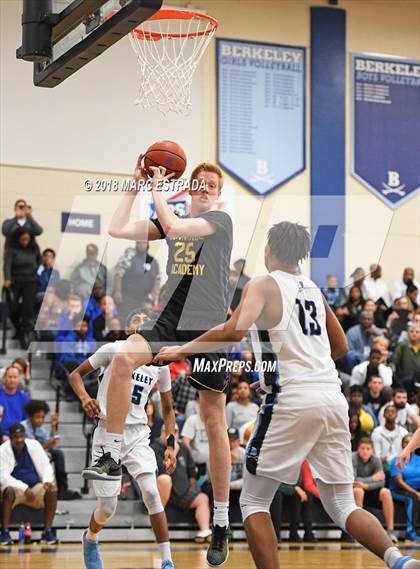 Thumbnail 1 in Berkeley Prep vs Montverde Academy photogallery.