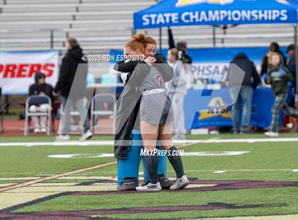 Thumbnail 2 in Vestal vs Burnt Hills-Ballston Lake (NYSPHSAA Class B Finals) photogallery.