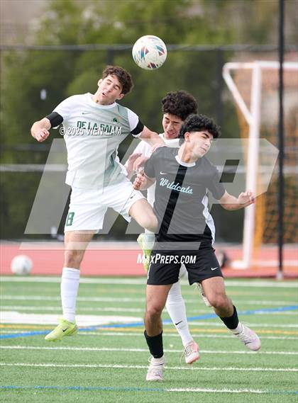 Thumbnail 2 in De La Salle @ Dougherty Valley (CIF NCS Division 1 Final) photogallery.