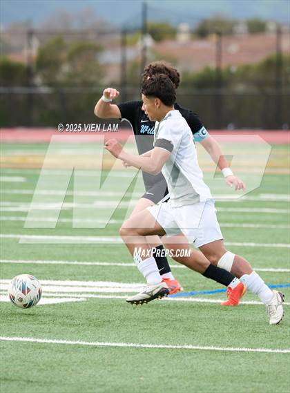 Thumbnail 2 in De La Salle @ Dougherty Valley (CIF NCS Division 1 Final) photogallery.