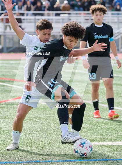 Thumbnail 2 in De La Salle @ Dougherty Valley (CIF NCS Division 1 Final) photogallery.