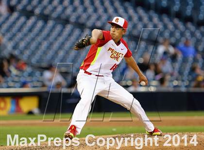 Thumbnail 2 in Perfect Game All-American Classic (East vs. West) photogallery.