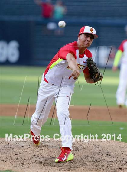 Thumbnail 2 in Perfect Game All-American Classic (East vs. West) photogallery.