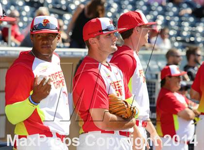 Thumbnail 2 in Perfect Game All-American Classic (East vs. West) photogallery.