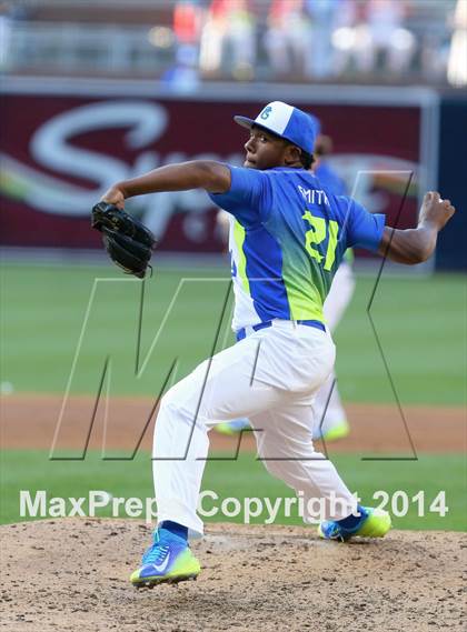 Thumbnail 3 in Perfect Game All-American Classic (East vs. West) photogallery.