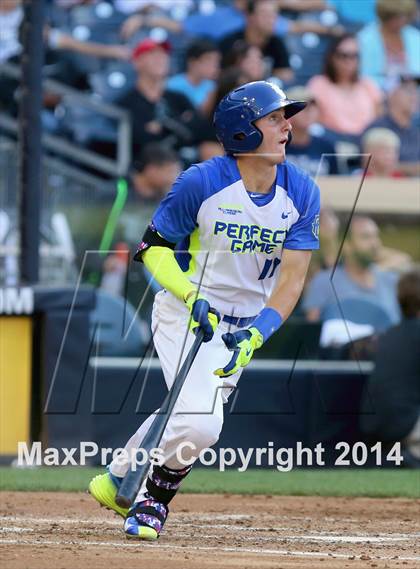 Thumbnail 2 in Perfect Game All-American Classic (East vs. West) photogallery.