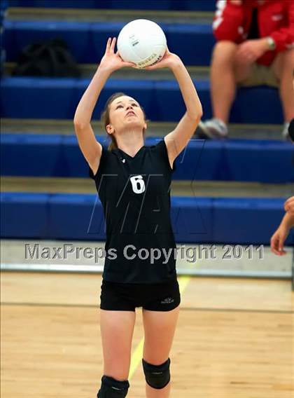 Thumbnail 1 in Westmont vs. St. Francis (CIF CCS Playoffs) photogallery.
