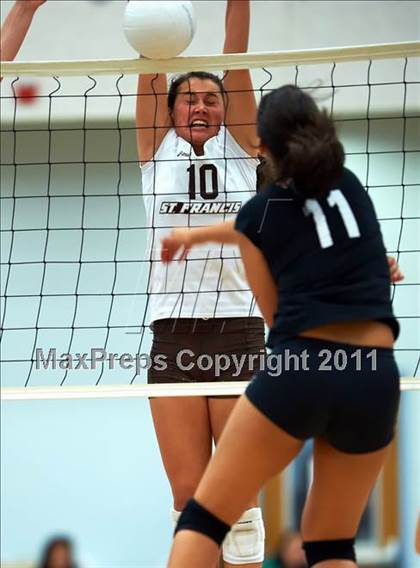 Thumbnail 2 in Westmont vs. St. Francis (CIF CCS Playoffs) photogallery.