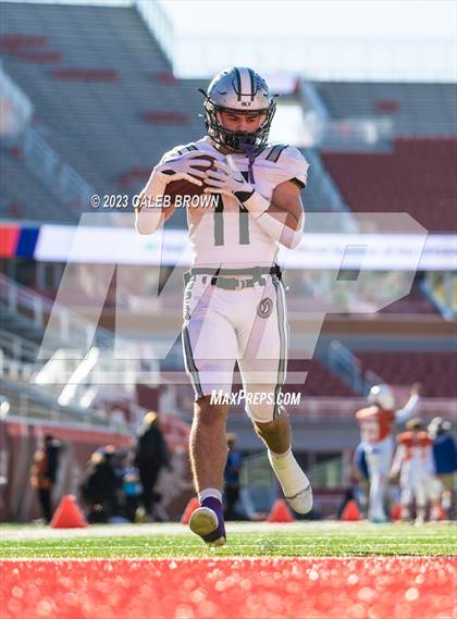 Thumbnail 3 in Timpview vs. Olympus (UHSAA 5A Semi-final) photogallery.