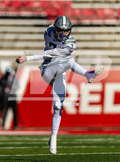 Thumbnail 2 in Timpview vs. Olympus (UHSAA 5A Semi-final) photogallery.