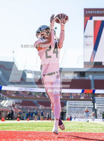 Thumbnail 3 in Timpview vs. Olympus (UHSAA 5A Semi-final) photogallery.