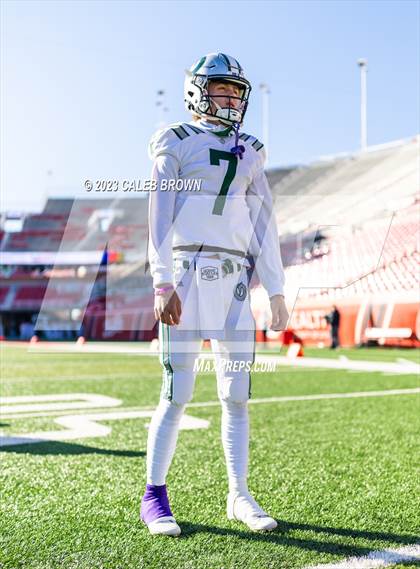 Thumbnail 2 in Timpview vs. Olympus (UHSAA 5A Semi-final) photogallery.