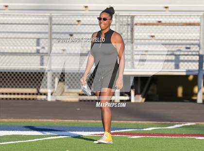 Thumbnail 3 in Marcos de Niza @ McClintock (Senior Night) photogallery.