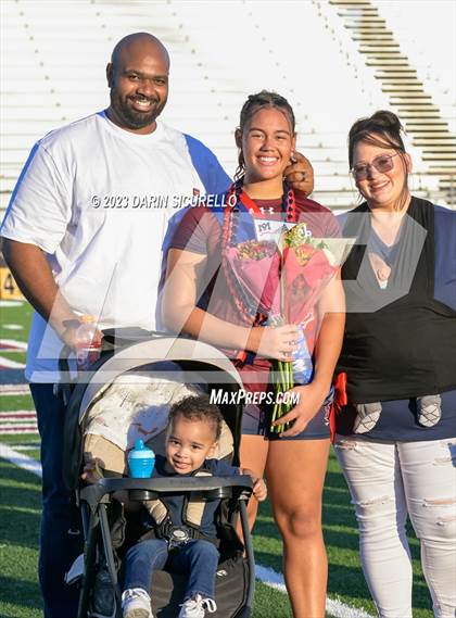 Thumbnail 3 in Marcos de Niza @ McClintock (Senior Night) photogallery.