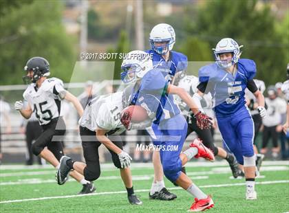 Thumbnail 2 in Sisters @ Sutherlin photogallery.