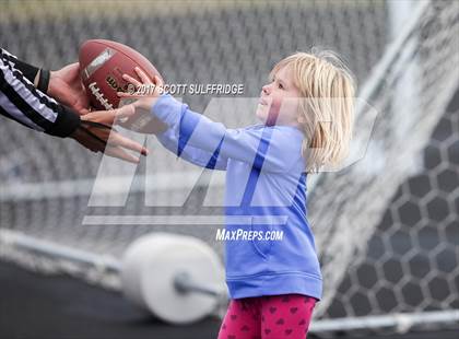 Thumbnail 2 in Sisters @ Sutherlin photogallery.
