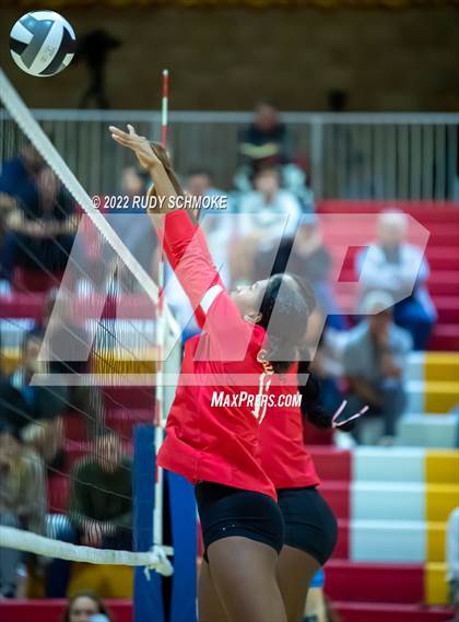 Thumbnail 2 in La Costa Canyon @ Cathedral Catholic (CIF SDS Open Semi Final) photogallery.