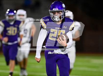 Thumbnail 2 in Sumner @ Puyallup photogallery.