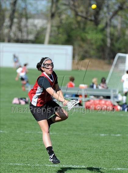 Thumbnail 2 in Hempfield @ Lancaster Catholic/Lancaster Country Day photogallery.