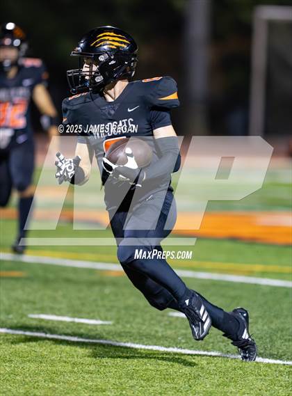 Thumbnail 2 in Capuchino @ Woodside photogallery.