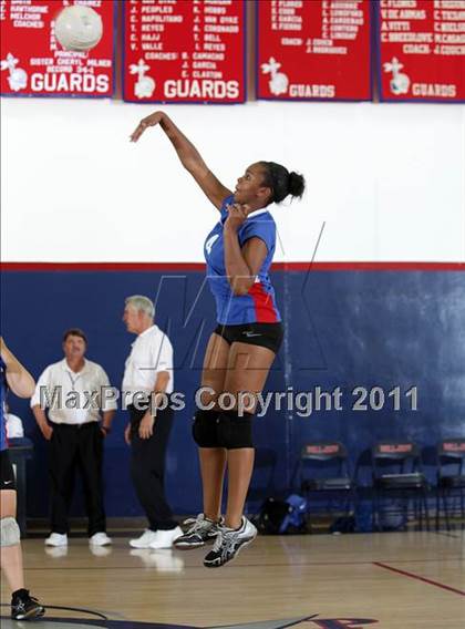 Thumbnail 3 in Serra @ Bellarmine-Jefferson photogallery.