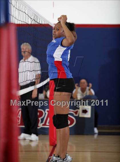 Thumbnail 1 in Serra @ Bellarmine-Jefferson photogallery.