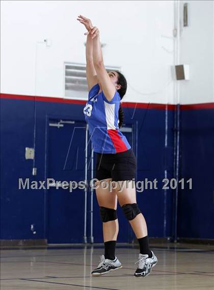 Thumbnail 2 in Serra @ Bellarmine-Jefferson photogallery.