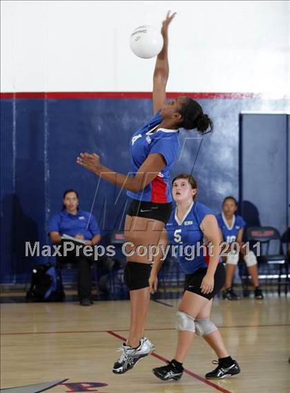 Thumbnail 3 in Serra @ Bellarmine-Jefferson photogallery.