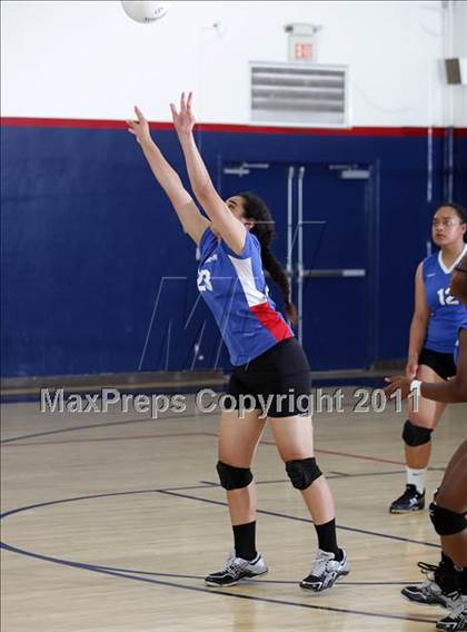 Thumbnail 2 in Serra @ Bellarmine-Jefferson photogallery.
