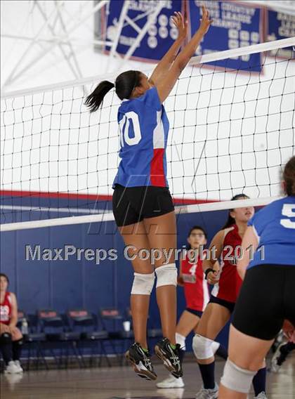 Thumbnail 1 in Serra @ Bellarmine-Jefferson photogallery.