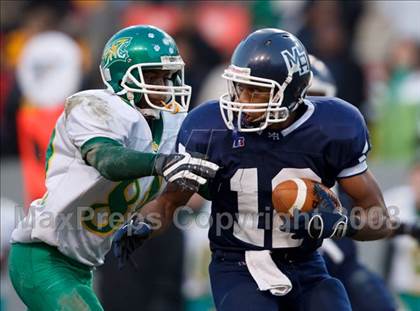 Thumbnail 2 in Mount Airy vs. Williamston (NCHSAA 1-A Football Final) photogallery.