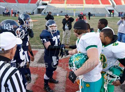 Thumbnail 1 in Mount Airy vs. Williamston (NCHSAA 1-A Football Final) photogallery.