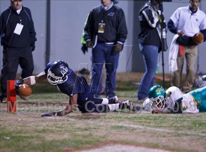 Thumbnail 1 in Mount Airy vs. Williamston (NCHSAA 1-A Football Final) photogallery.
