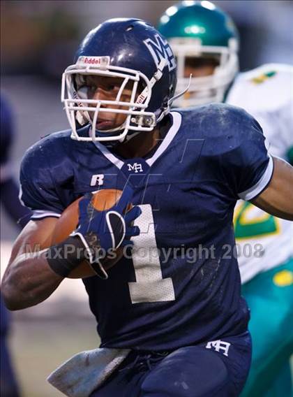 Thumbnail 1 in Mount Airy vs. Williamston (NCHSAA 1-A Football Final) photogallery.
